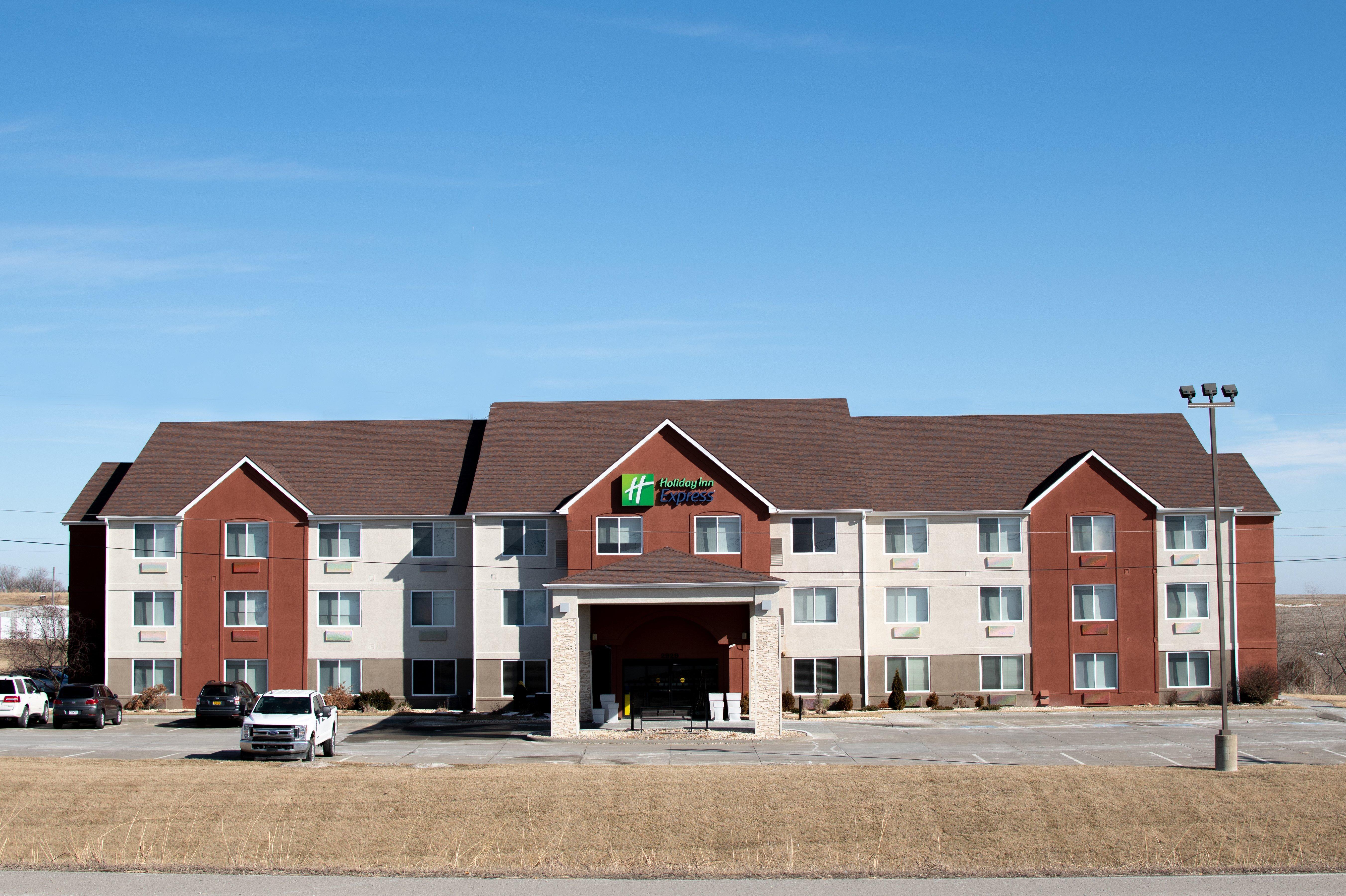 Holiday Inn Express Hotel & Suites Maryville By Ihg Exterior photo