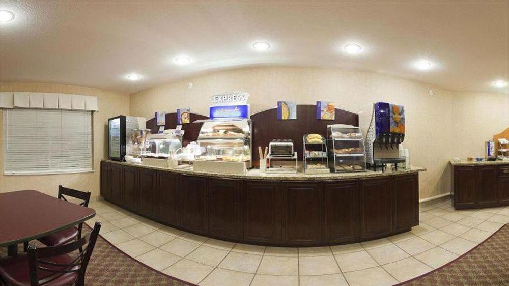 Holiday Inn Express Hotel & Suites Maryville By Ihg Exterior photo